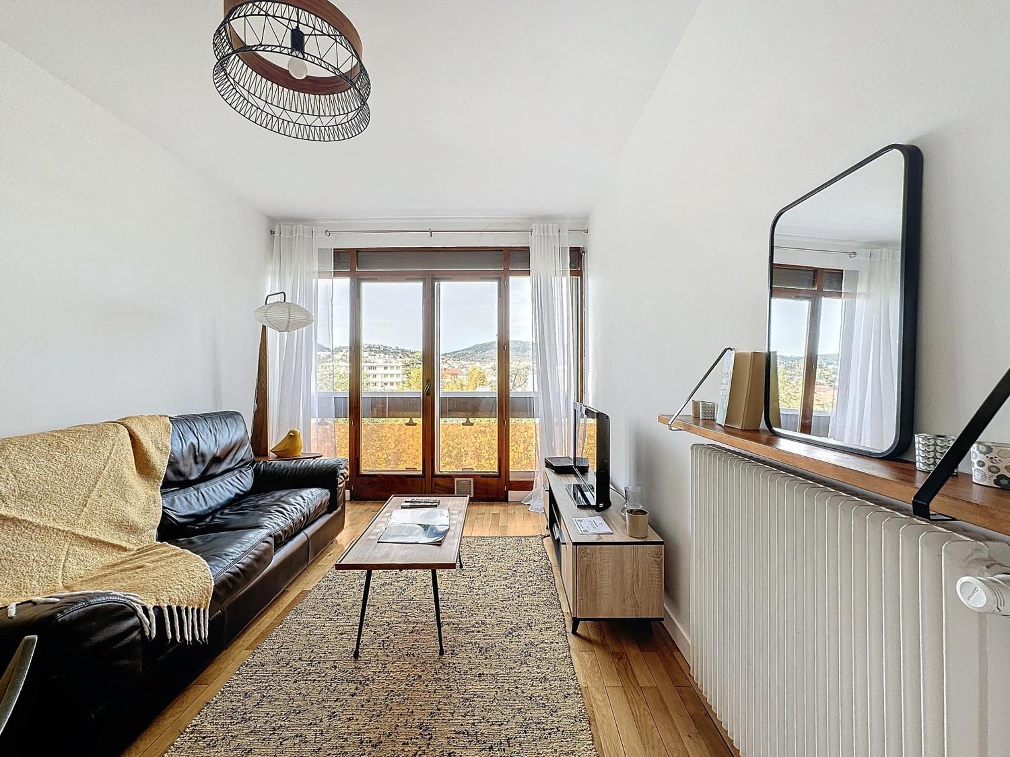 La Lassolas - Charmant T2 Avec Balcon Et Garage Chamalières Exterior foto